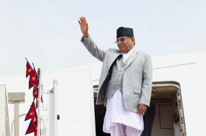 नेकपाका संयोजक प्रचण्ड श्रीलङ्का प्रस्थान        